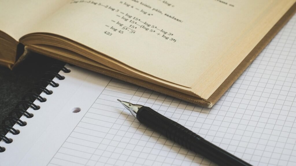 Schnittpunkt Mathematik 10 Lösungen PDF kostenlos herunterladen.