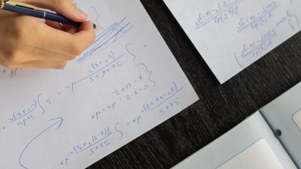 Fredo 3 Mathematik Arbeitsheft Lösungen PDF kostenlos herunterladen.